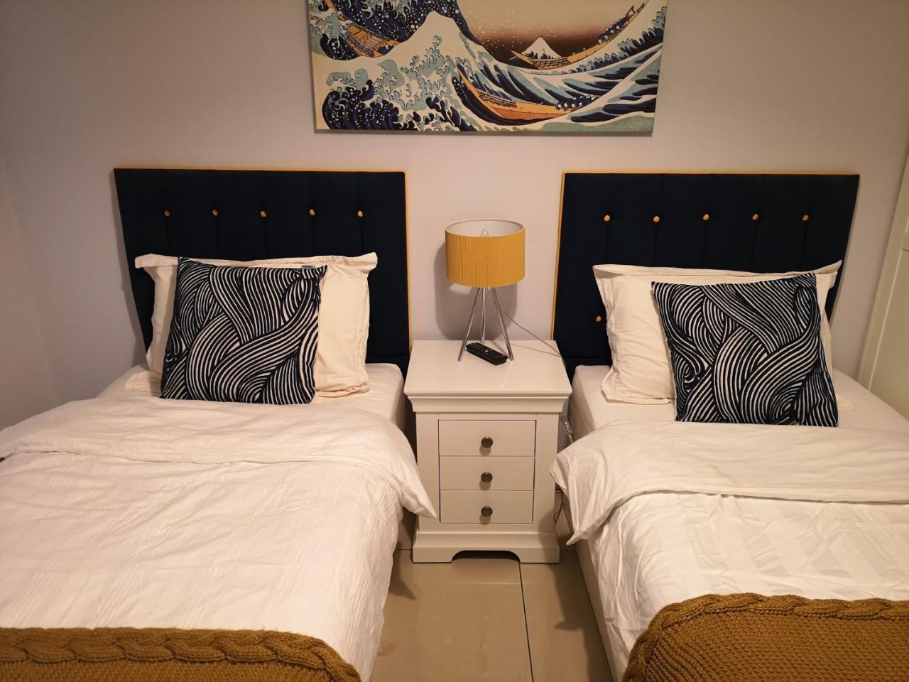 Riverside Rooms Редінг Екстер'єр фото